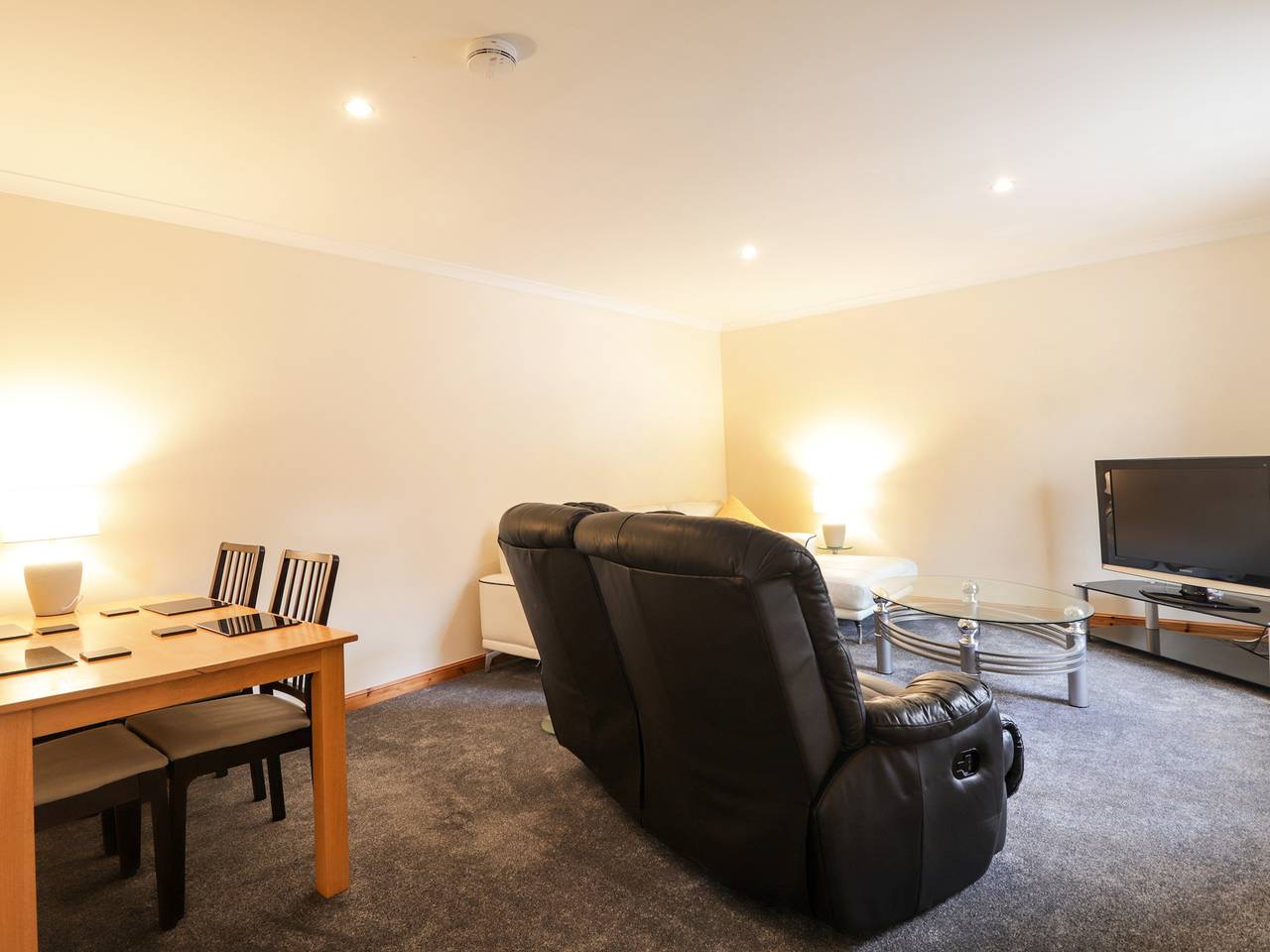 Entire apartment, 5 Pitgaveny Court in Lossiemouth, Moray