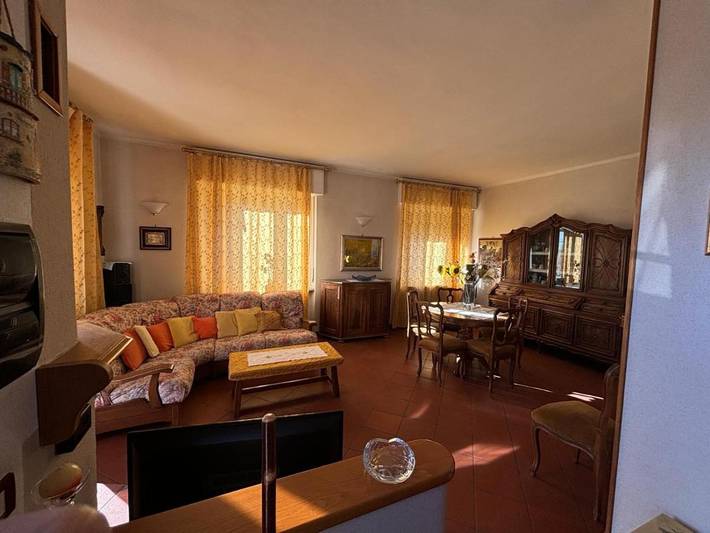 Appartement de vacances pour 2 personnes, avec balcon ainsi que vue et jardin
