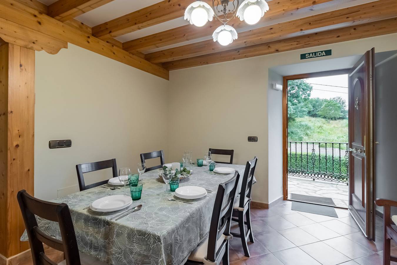 Casa Rural 'Lindelagua' avec Vue sur la Montagne et Balcon in Pámanes, Liérganes