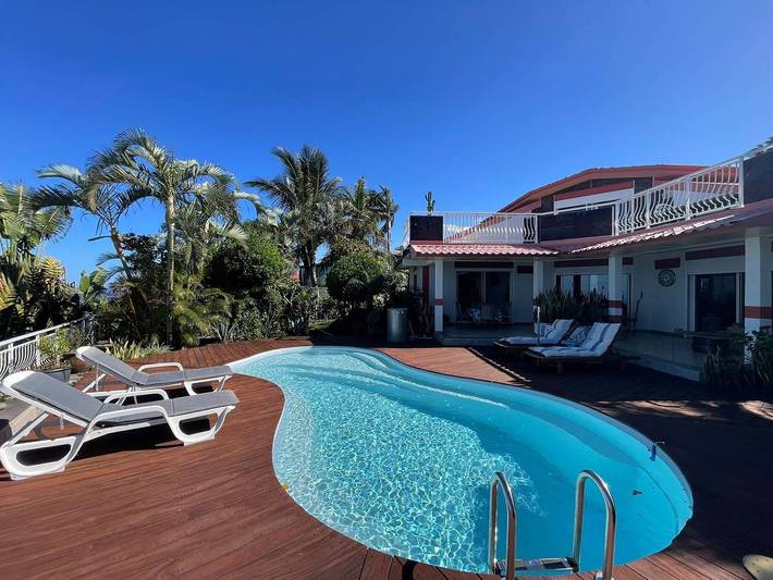 Gîte pour 6 personnes, avec piscine aux Avirons - 4