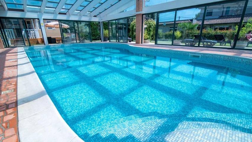 Appartamento vacanze per 9 persone, con giardino e piscina - 1