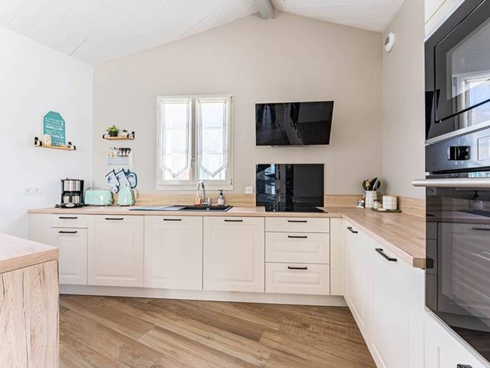 Location de vacances pour 6 personnes, avec jardin et terrasse à Le Bois-Plage-en-Ré - 4