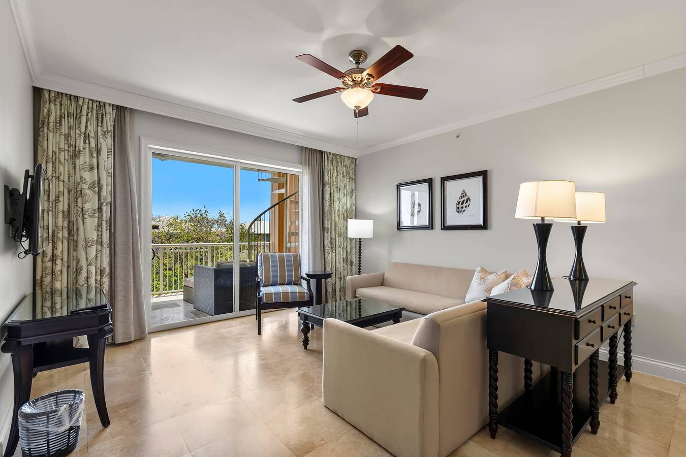 Entire apartment, Two Bedroom Residence with Balcony in Key West, Lower Keys