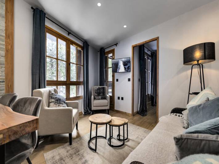 Gîte pour 4 personnes, avec balcon et piscine, adapté aux familles dans Arc 1950 - 2