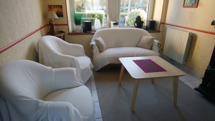 Gîte pour 6 personnes, avec terrasse et jardin à Plestin-les-Grèves - 3