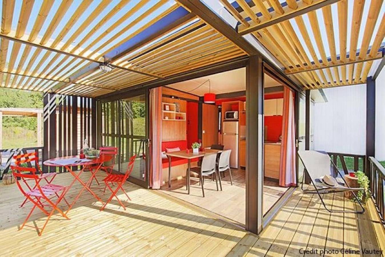 Zecamping 3 étoiles pataugeoire club enfant chalet clim 5 pers in Darbres, Ardèche