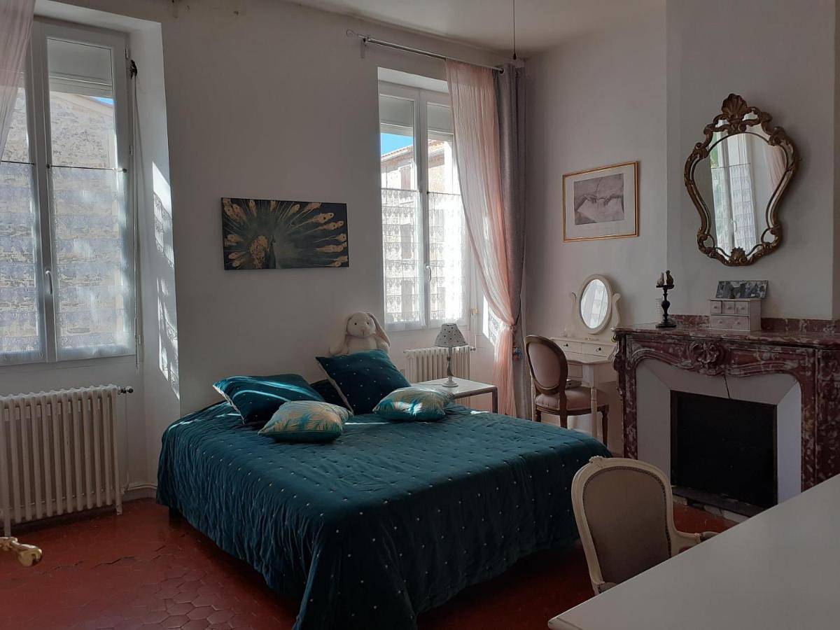 King Room in Port-la-Nouvelle, Côte méditerranéenne (France)