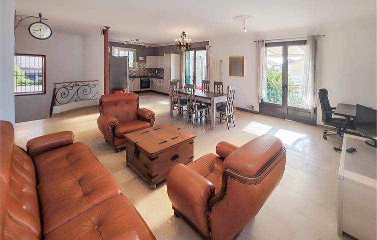 Gîte pour 6 personnes, avec terrasse à Béziers - 4