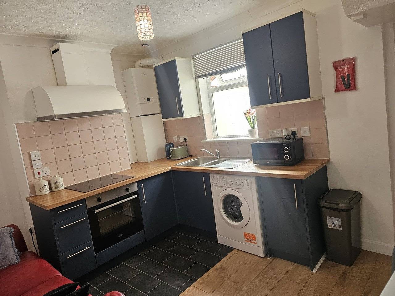 Entire holiday apartment, Apartment Sleeps 4 with Garden in Clacton-on-Sea, Essex