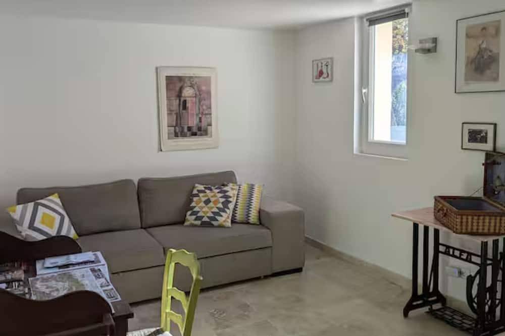 Appartement entier, Très bel appartement neuf au cœur du Luberon in Apt, Parc naturel régional du Luberon