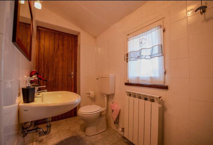 Location de vacances pour 12 personnes, avec jardin et vue, animaux acceptés dans Serina - 3