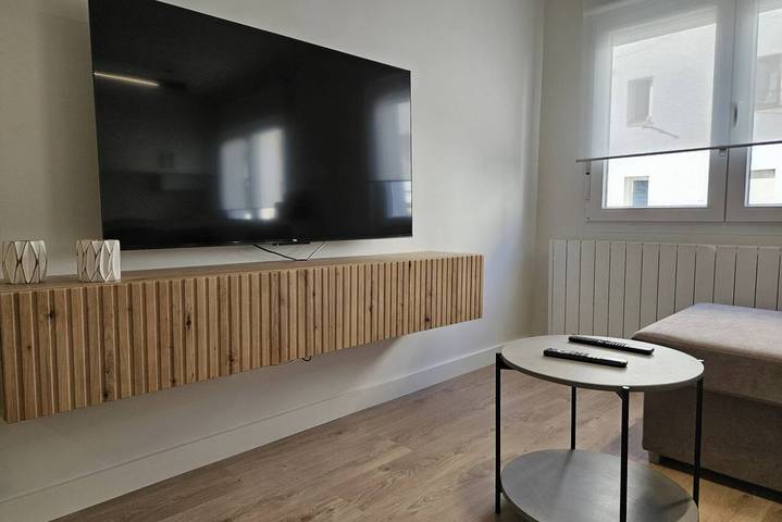 Ganze Wohnung, Charmantes Apartment mit einem Schlafzimmer in der Nähe der kulturellen Highlights von Gijón in Distrito Centro (Gijón), Gijón