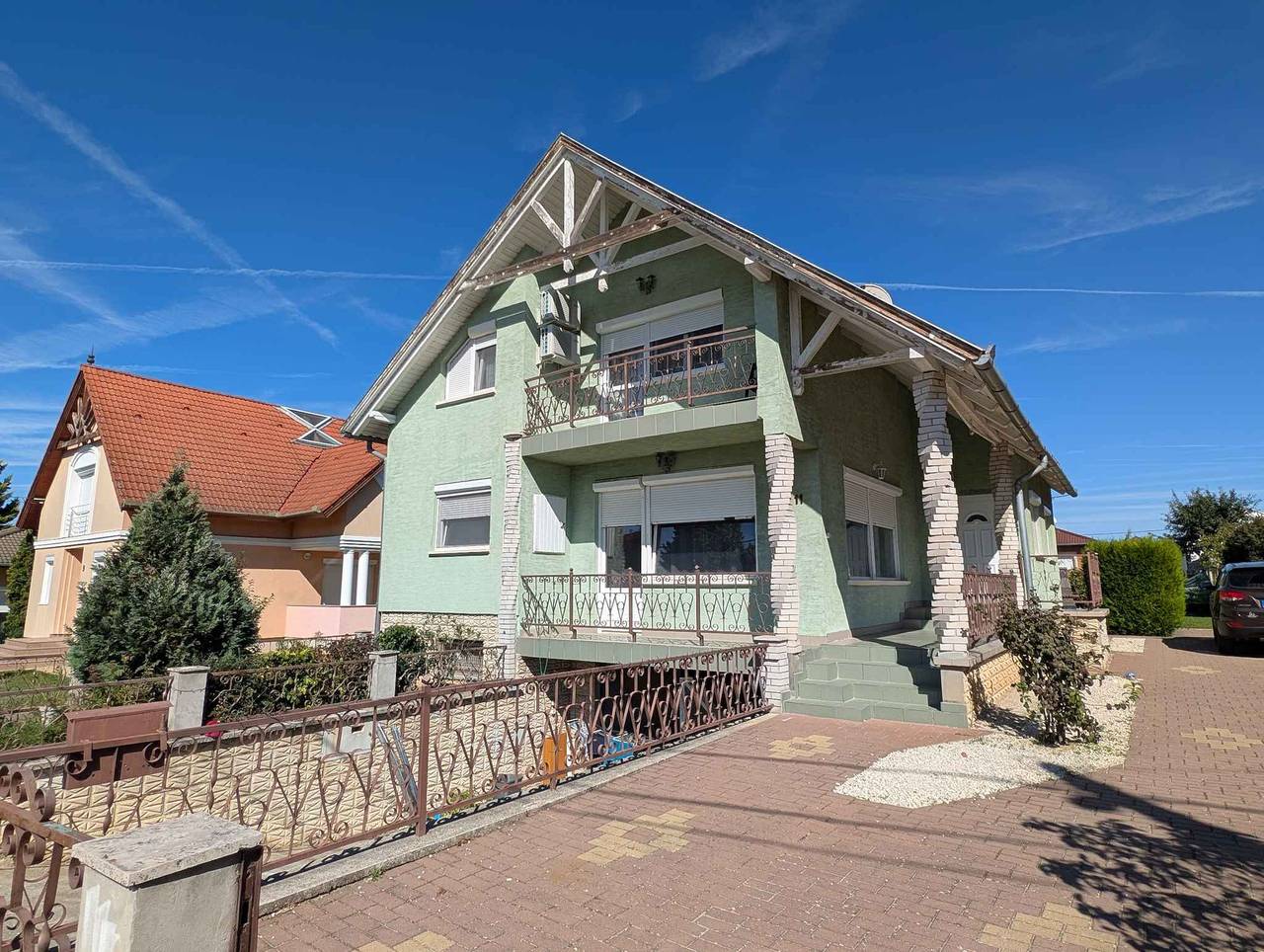 Ganze Ferienwohnung, Ferienwohnung mit Klimaanlage, Wlan und großem Garten in Balatonszarszo, Plattensee Südufer