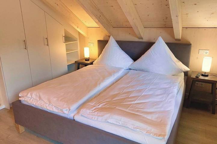 Chalet für 8 Personen, mit Whirlpool und Balkon im Hunsrück - 2