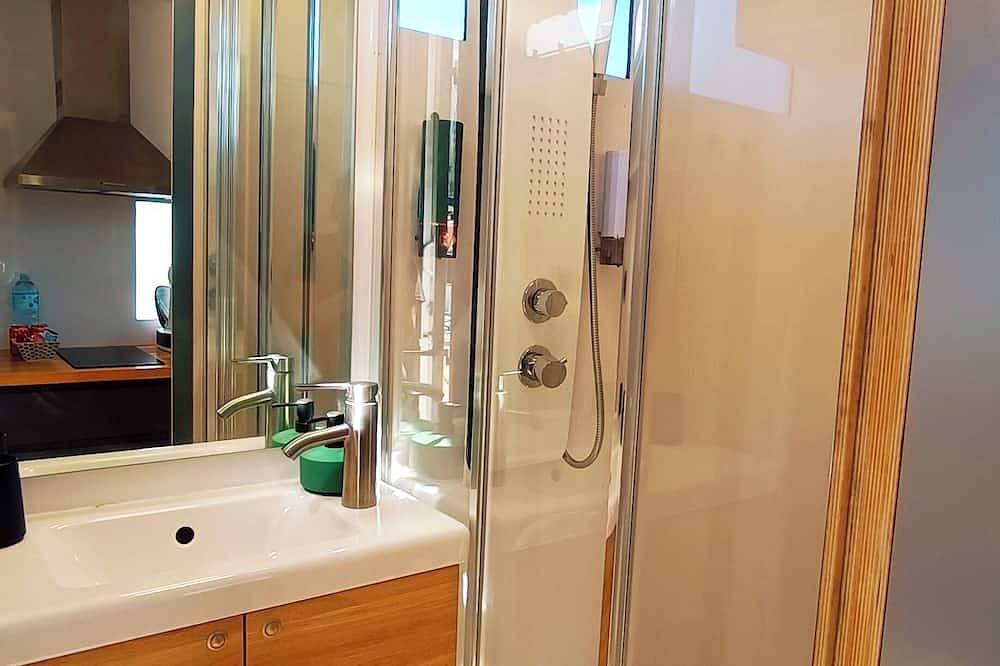 Exclusiva Embarcación en Marina de Vigo | Terraza Privada sobre el Mar in Rias Baixas