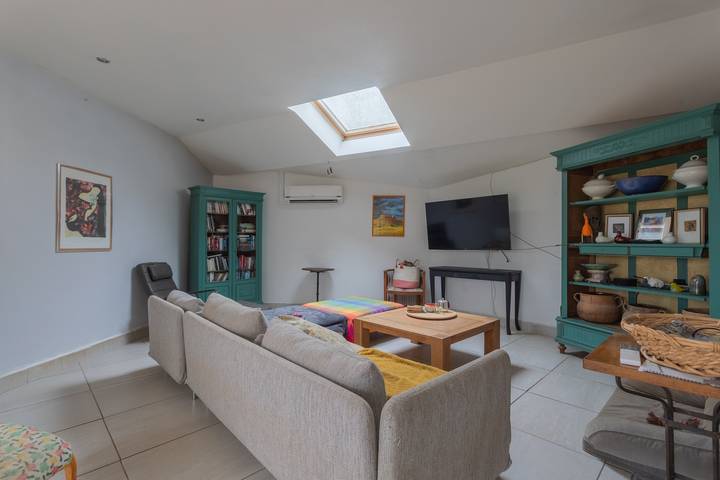 Peaceful countryside villa with sauna & panoramic views in Parbayse, Béarn