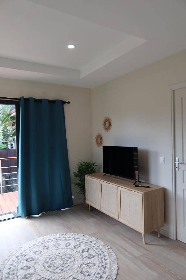 Location de vacances pour 3 personnes, avec balcon et jardin dans Huahine - 2