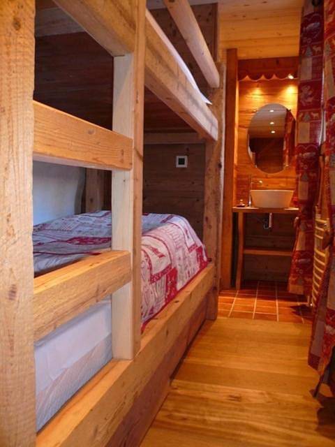 Gîte pour 6 personnes, avec jacuzzi ainsi que sauna et terrasse dans Office de Tourisme du Grand Bornand - 4