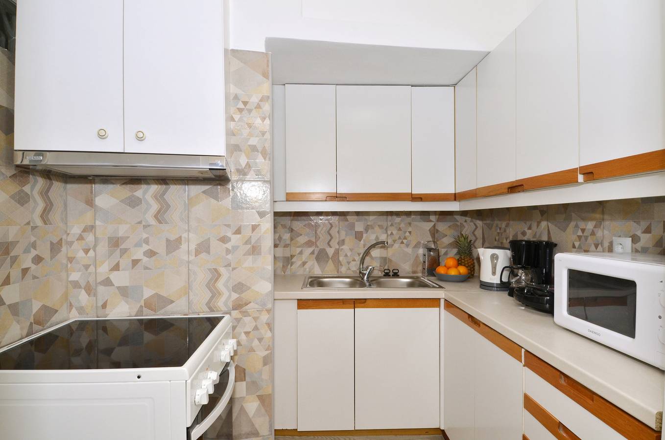 Ganze Wohnung, Plaka, Apartment in the Old Historical Neighborhoo in Zentral-Athen, Athen