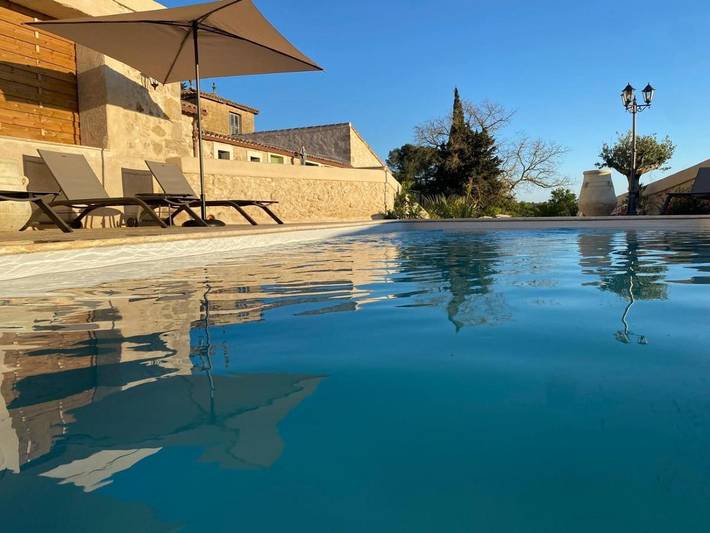 Location de vacances pour 6 personnes, avec vue ainsi que piscine et terrasse à Lespignan - 3