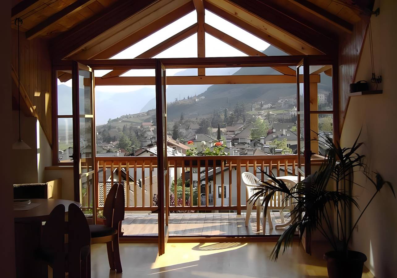 Appartement entier, Appartement Sonnenresidence Alpenhof Dolce Vita avec vue montagne, balcon et Wi-Fi in Termeno sulla Strada del Vino, Massif de Non