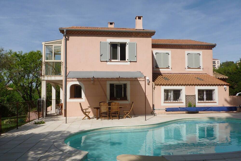 Villa pour 10 Personnes dans Aix-en-Provence, Région d'Aix-en-Provence