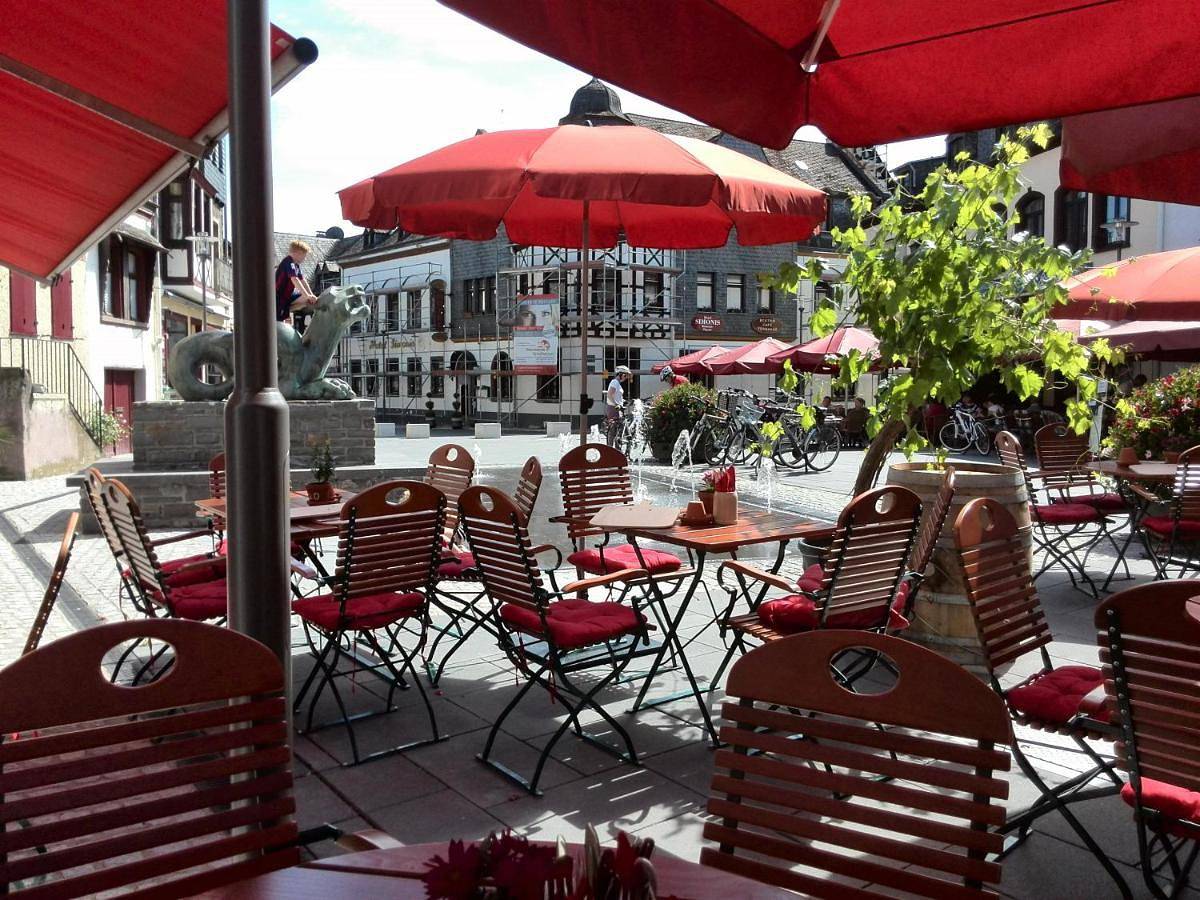 Winzerhäuschen am Brunnen in Kobern-Gondorf, Osteifel