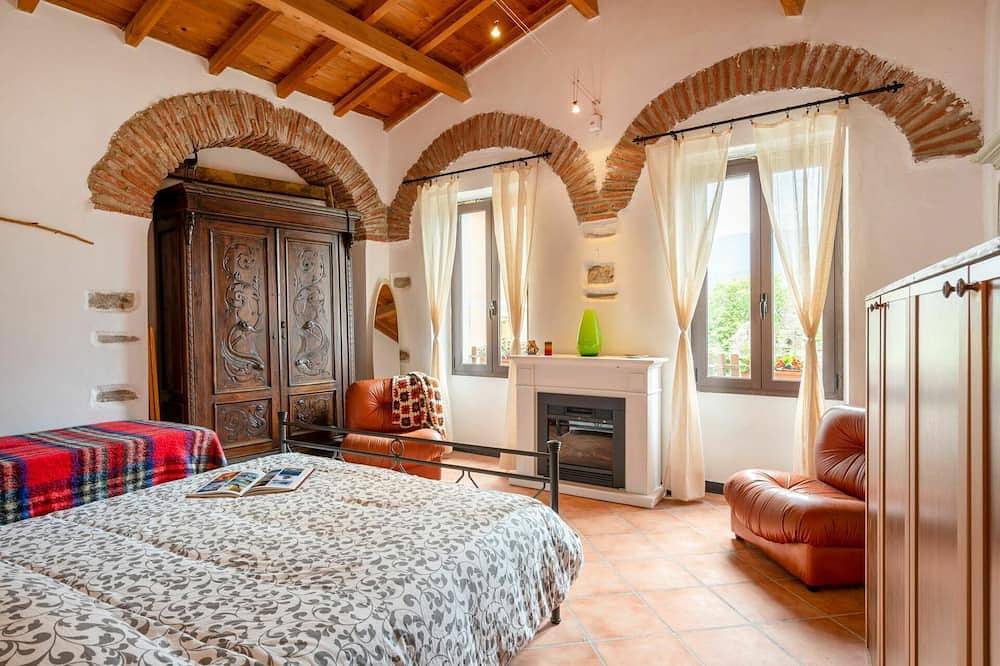 Atemberaubendes  Ferienhaus für 6 Leute mit  W-Lan und Tv in Molini di Triora, Ligurische Alpen