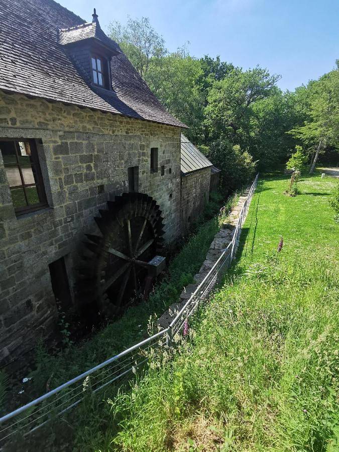 Gîte pour 4 personnes, avec terrasse et jardin à Saint-Nolff - 2