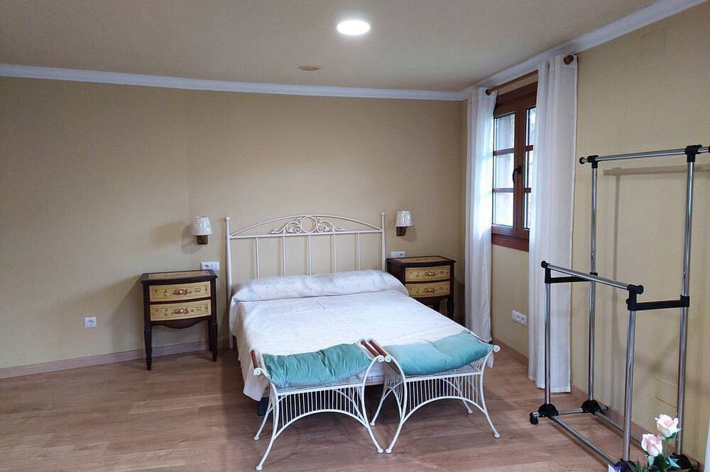 Entire apartment, Or Xanza Apartment, ideal for couples (adapted for people with reduced mobility). in Meis, Galician Coast