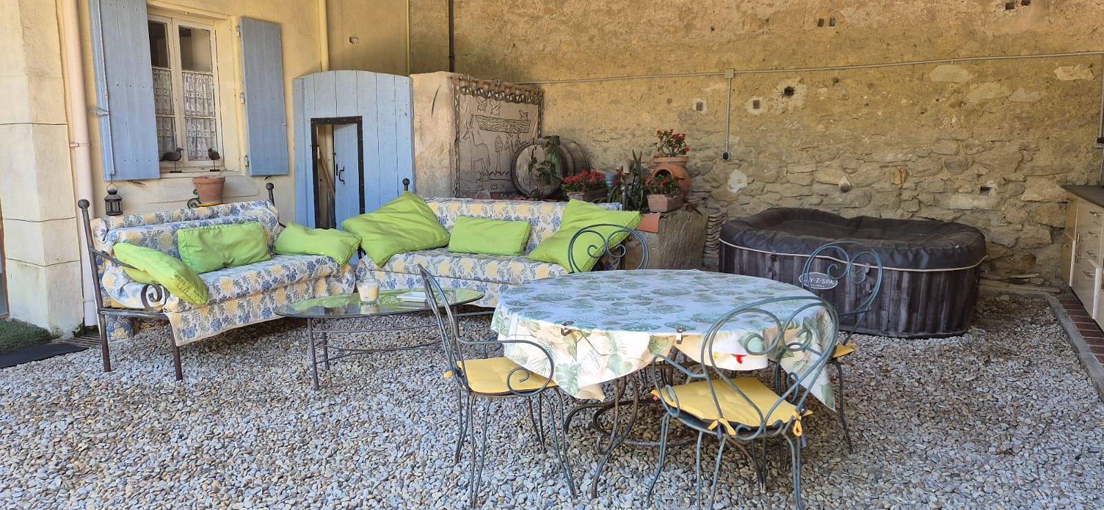 La Fromentière - Chambre Orange n°1 in Lespignan, Côte méditerranéenne (France)