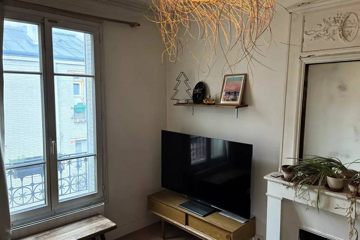 Entire apartment, Apartments for 4 Persons in Pantin, Seine-Saint-Denis