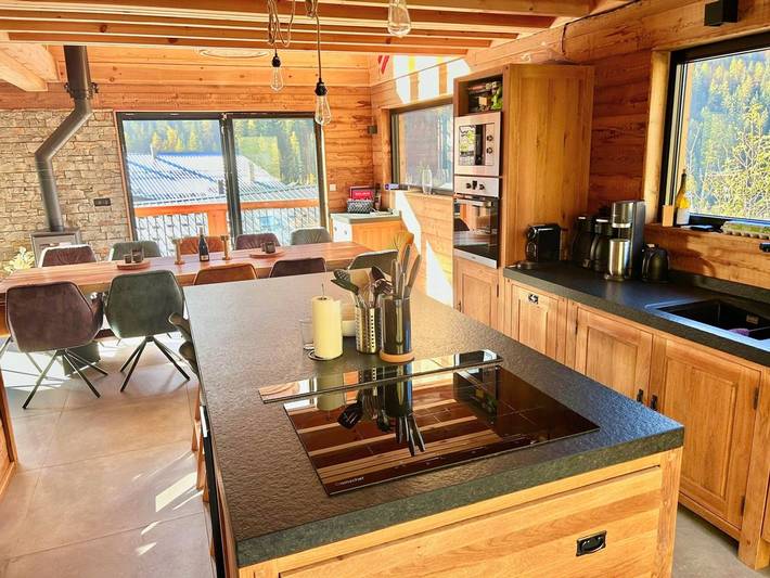 Chalet de standing 12 personnes à Nancroix, avec Wifi et parking privé in Massif de la Vanoise