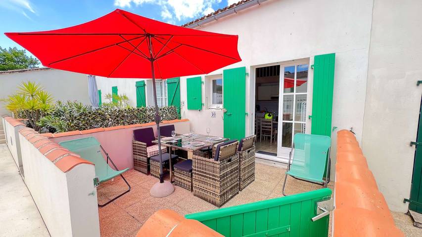 Location de vacances pour 4 personnes, avec Piscine en Poitou-Charentes