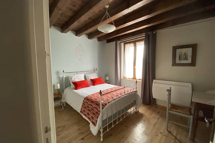 Location de vacances pour 35 personnes, avec jardin et terrasse à Leuvrigny - 4