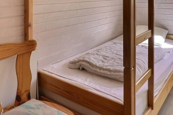 Appartement entier, Appartement confortable pour 4 à 6 personnes, salon avec 1 divan-lit double, coin cuisine avec lave- in Grimentz, Anniviers