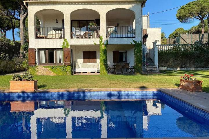 Ferienhaus für 6 Personen, mit Garten in Pals