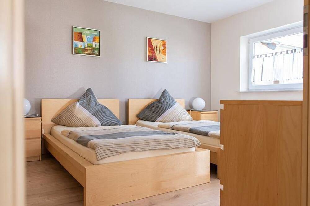 Ganze Wohnung, Ferienwohnung Just - Appartement/Fewo, Dusche oder Bad, Wc, 1 Schlafrau in Schönenberg-Kübelberg, Saar-Nahe-Bergland