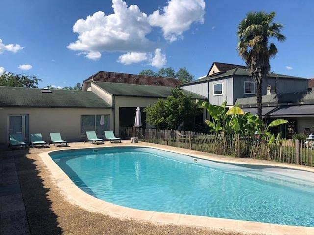Gîte pour 4 personnes, avec jardin et piscine, animaux acceptés à Bretenoux - 4