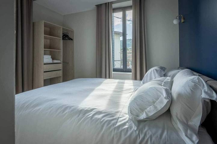Entire apartment, 4-person air-conditioned apartment 1 bedroom + sofa bed Cliersou 103 in Châtel-Guyon, Volcans d'Auvergne Regional Nature Park