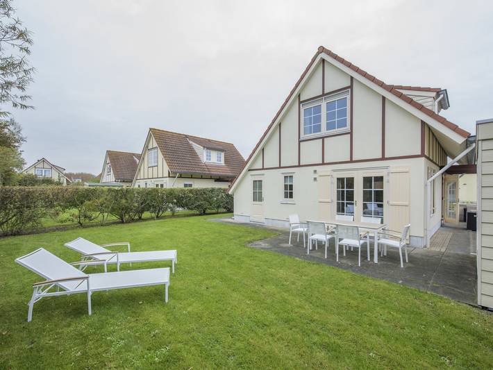 Villa voor 6 personen, met tuin en zwembad, met huisdier in Domburg