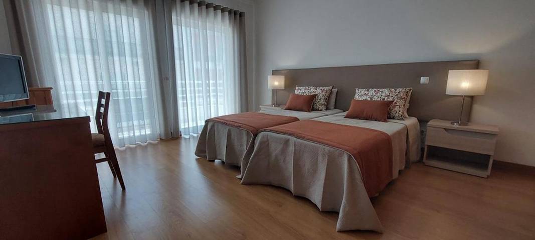 Apartamento de férias para 4 pessoas, com vista e varanda em Silves