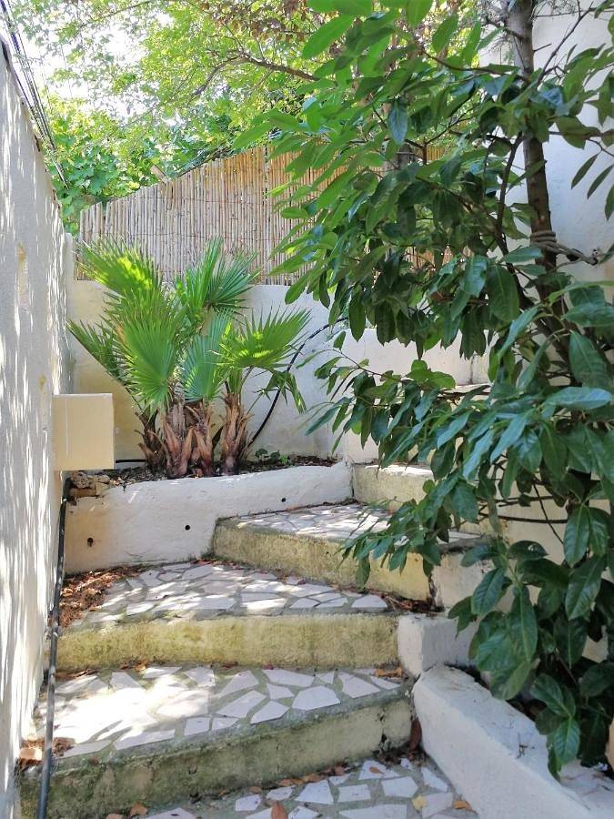 Chambre d’hôte pour 4 personnes, avec vue et jardin à Marseille - 3