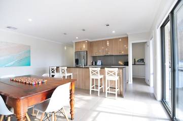 Holiday Home for 10 People in Robe, South Australia, Photo 2