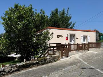 Casa rural para 4 personas, con terraza y vistas en Bergantiños