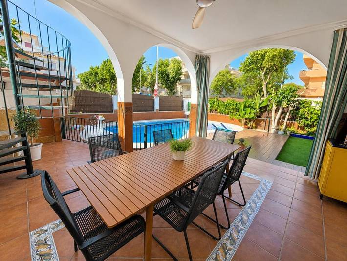 Casa rural para 9 personas, con Balcón y Terraza además de Jardín y Piscina en Chipiona - 2