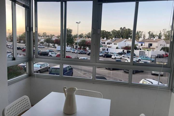 Apartamento para 5 personas, con piscina y jardín en Valdelagrana