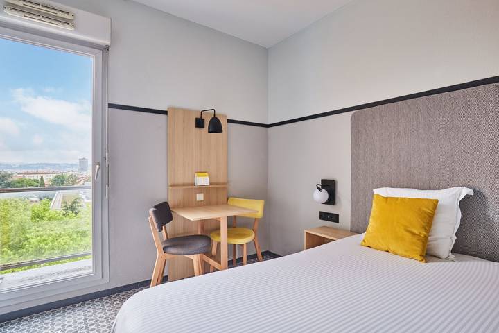 Studio pour 2 personnes, animaux acceptés dans Rhône - 2