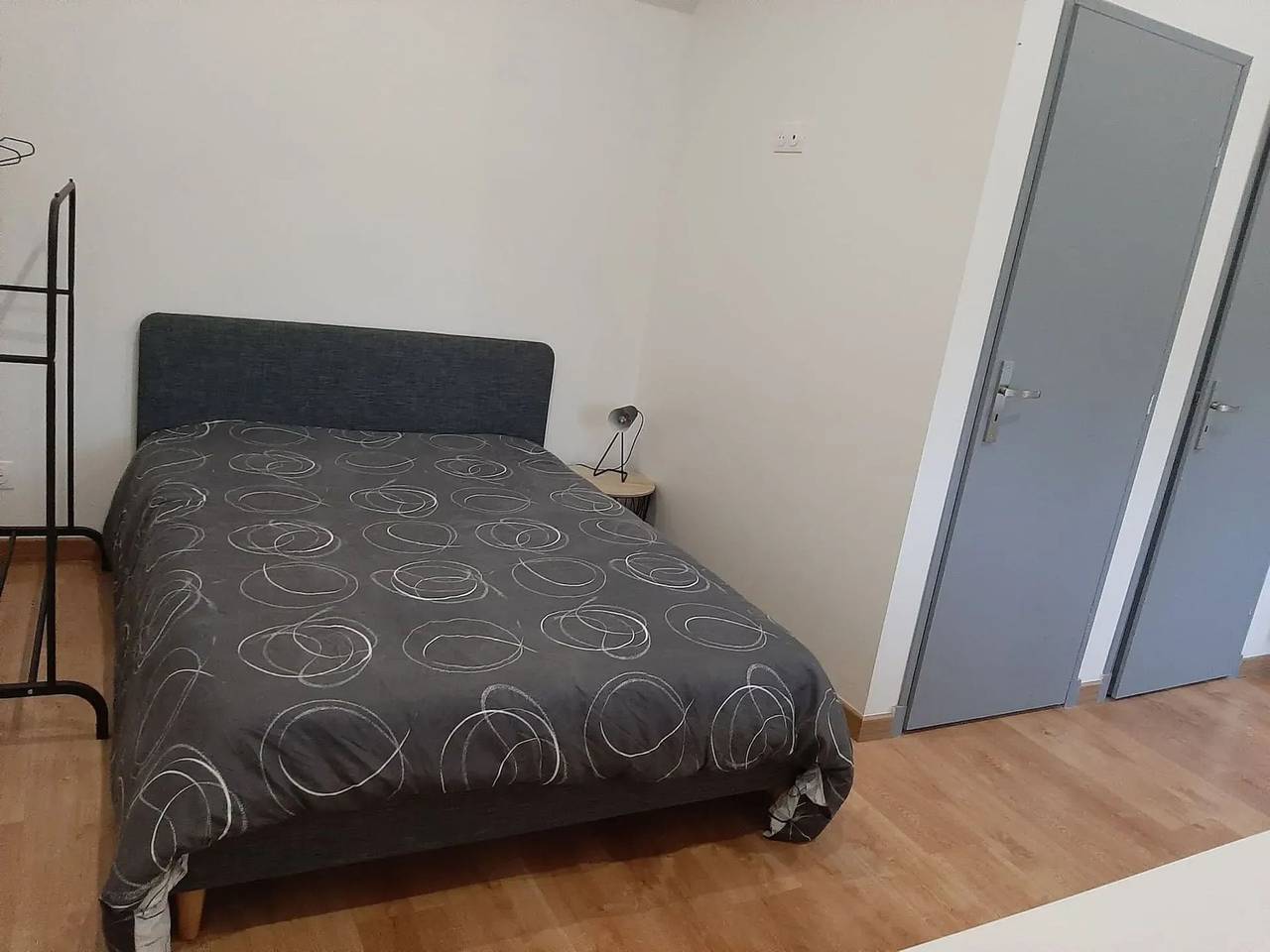 Studio entier, Studio confortable à Barzy-en-Thiérache, 32 m² avec terrasse in Barzy-en-Thiérache, Aisne