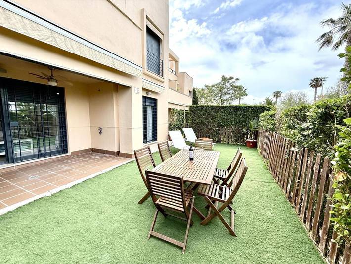 Vakantiewoning voor 7 personen, met Tuin en Kinderzwembad in Chipiona